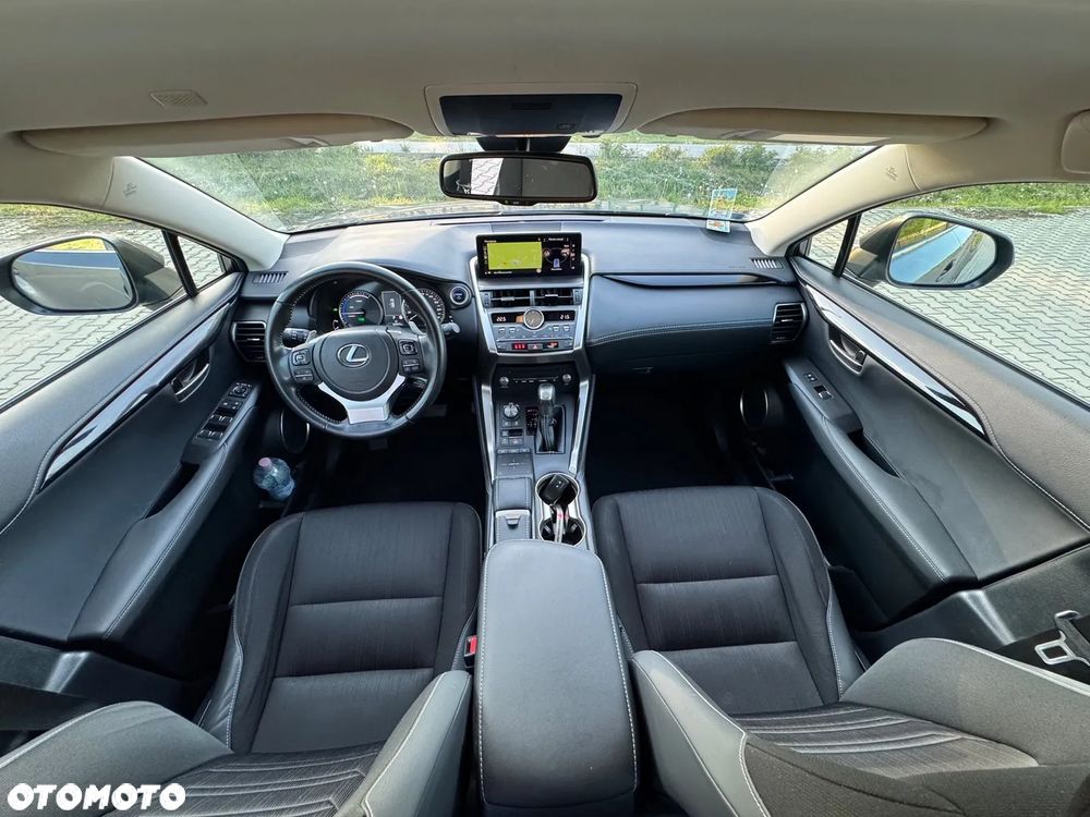 Lexus NX 300h Elegance + Business AWD - 11