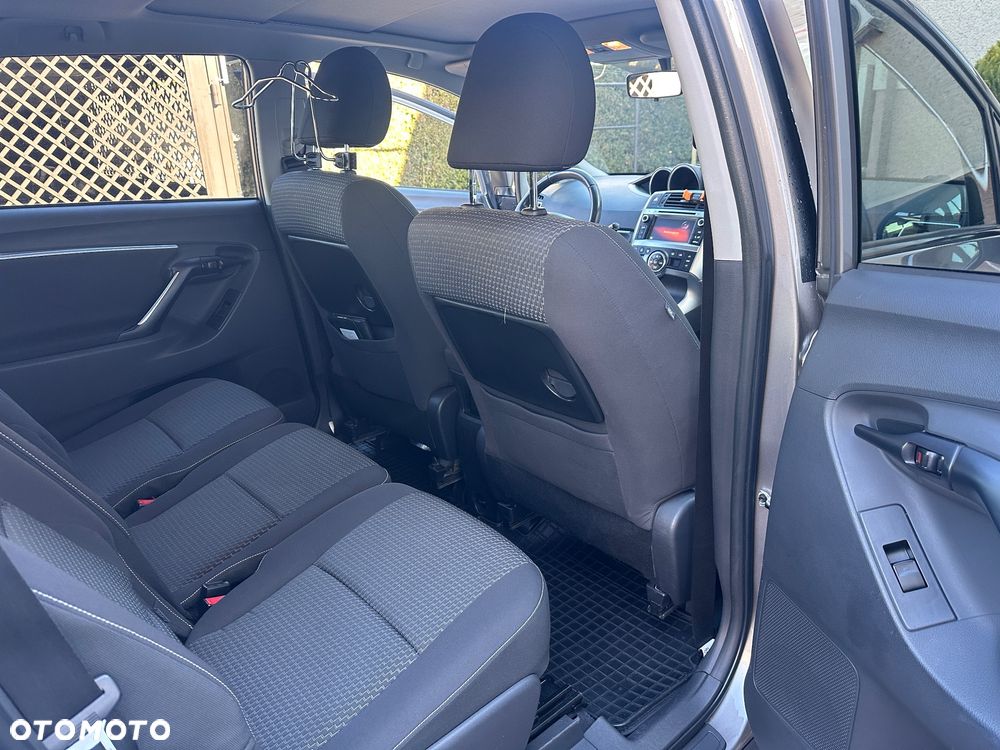 Toyota Verso 1.6 D-4D Premium - 13