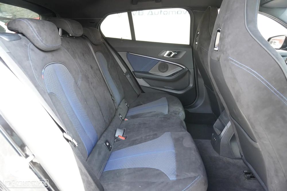 BMW 116 d Pack Desportivo M - 27