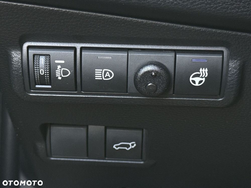 Toyota Corolla Cross - 20