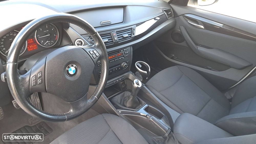 BMW X1 18 d xDrive - 14