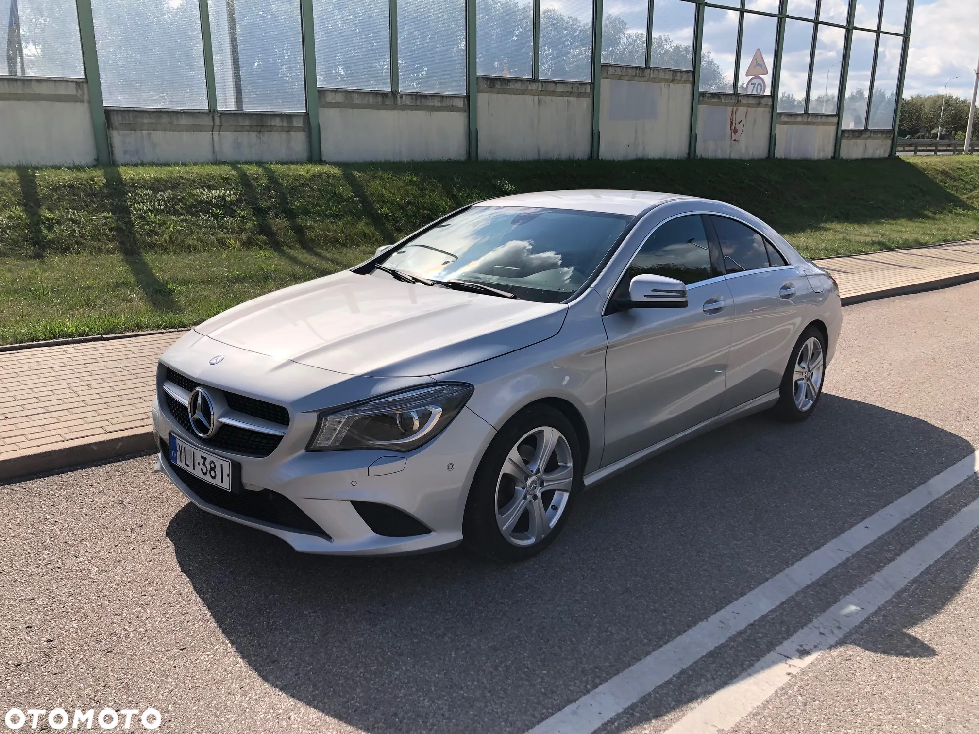 Mercedes-Benz CLA 200 CDI 7G-DCT AMG Line - 5