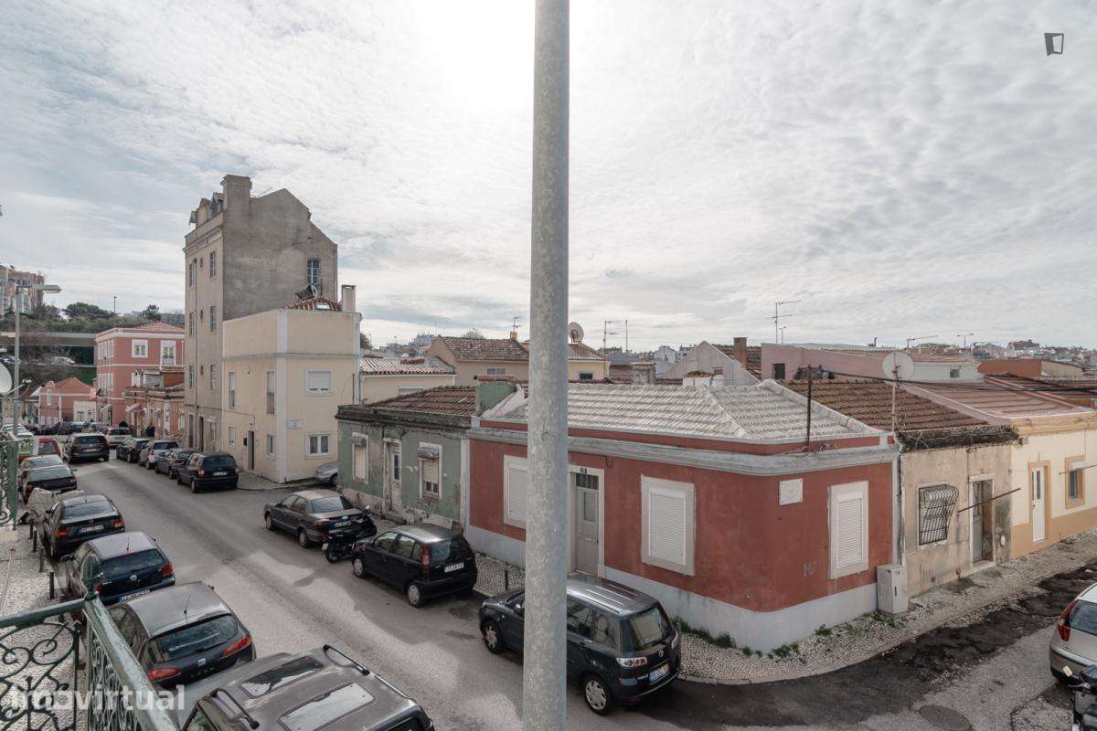 Quarto - localizado em Campolide Lisbon - Grande imagem: 5/14