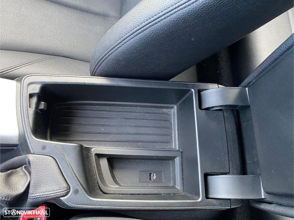 BMW 116 d EfficientDynamics Edition - 25