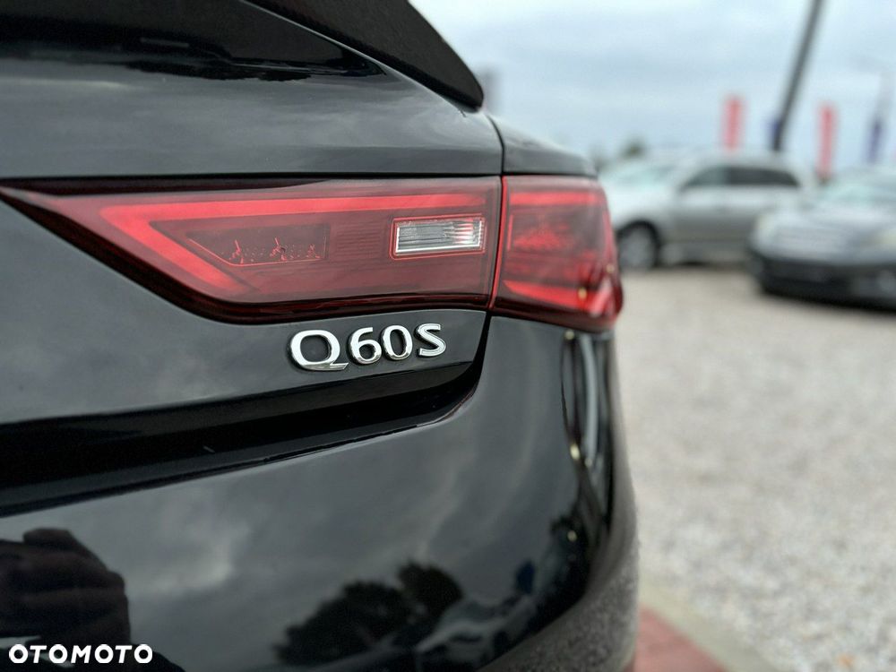 Infiniti Q60 - 22