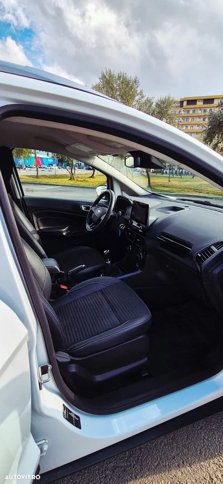 Ford EcoSport 1.0 EcoBoost Titanium - 12