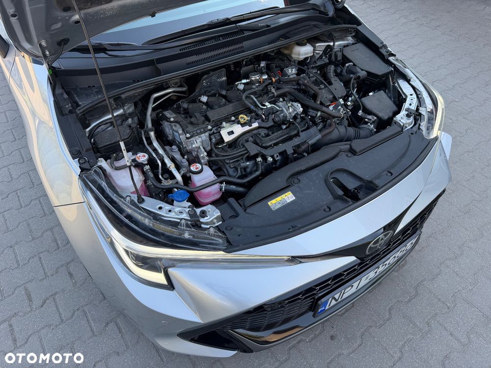 Toyota Corolla 2.0 Hybrid GR Sport - 37