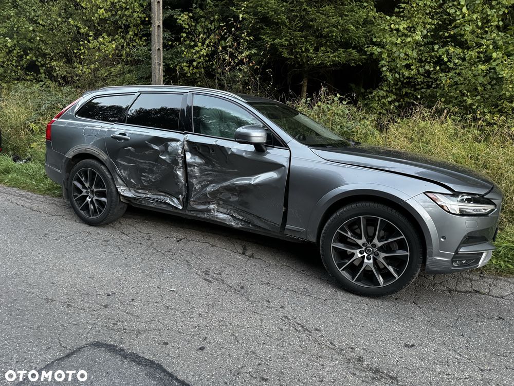 Volvo V90 - 4