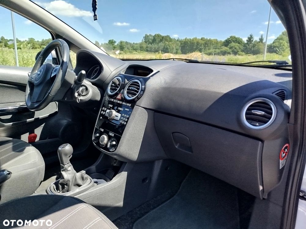Opel Corsa - 19