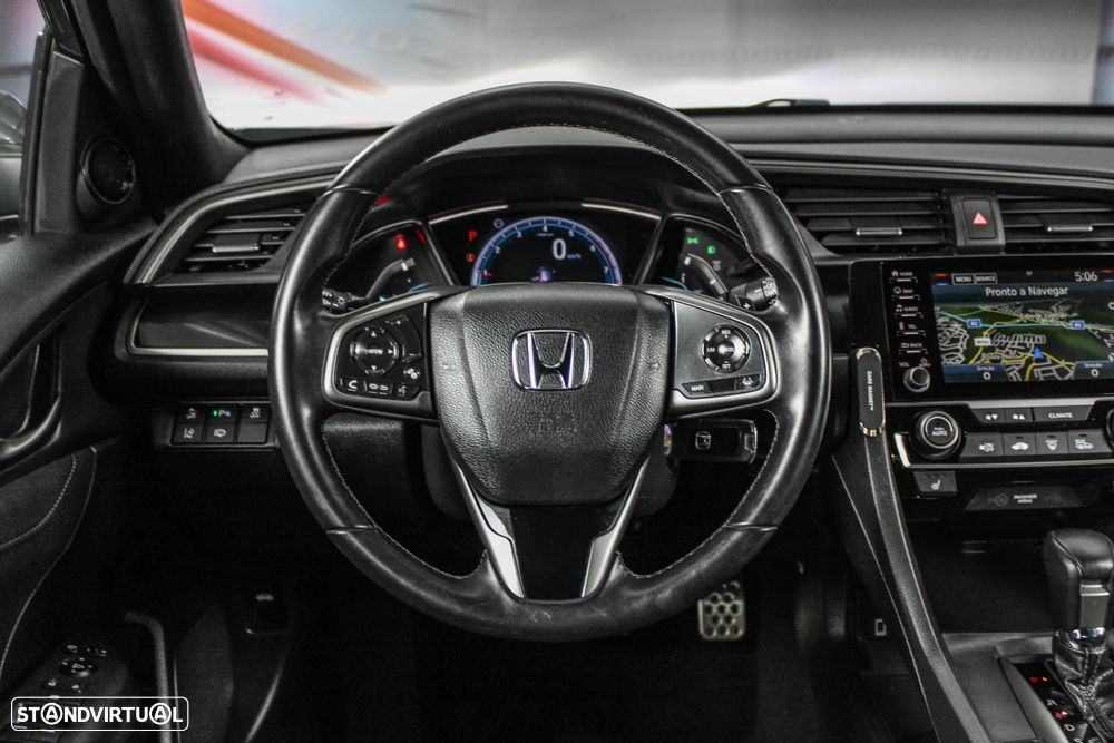 Honda Civic 1.0 i-VTEC Elegance Navi CVT - 4