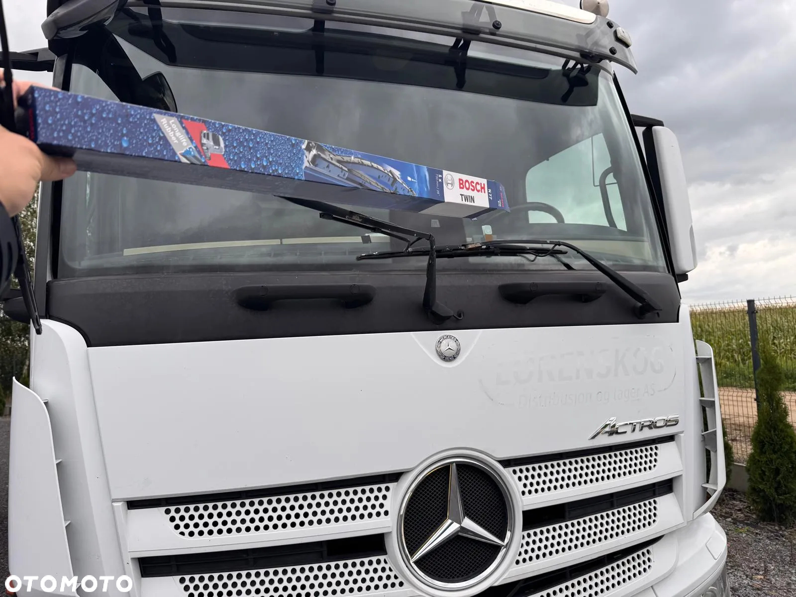 Mercedes-Benz Actros 1832 - 24