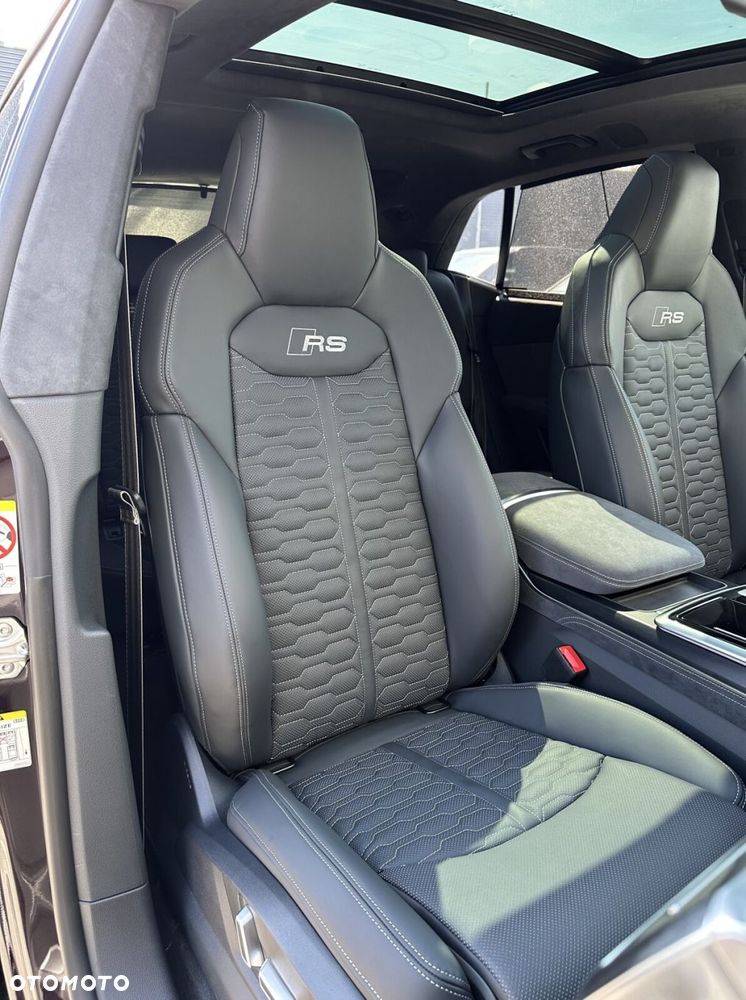 Audi RS Q8 - 33