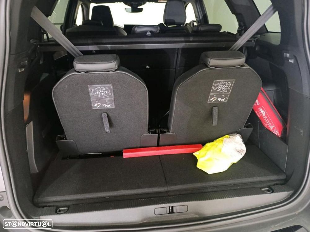 Peugeot 5008 1.5 BlueHDi GT EAT8 - 4
