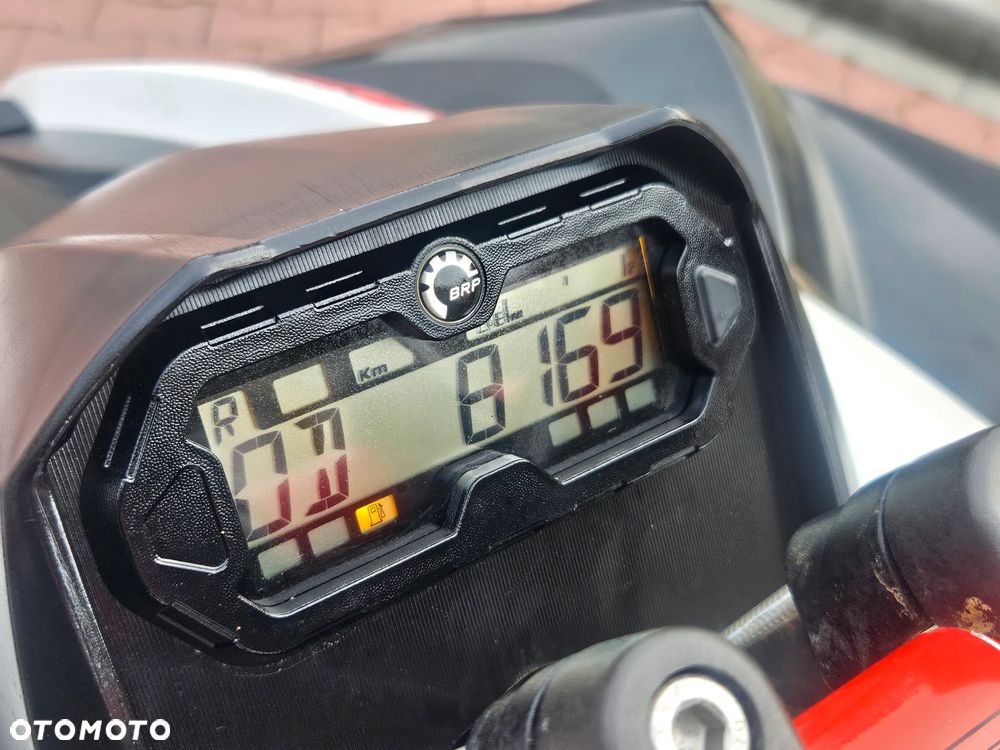 Can-Am Renegade - 24