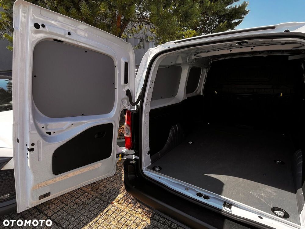 Toyota PROACE CITY - 29