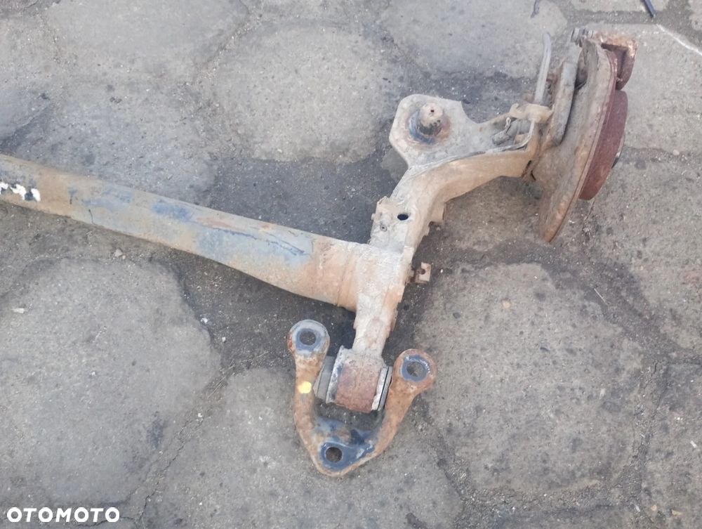 OPEL MERIVA A belka zawieszenia tylna tył - 4