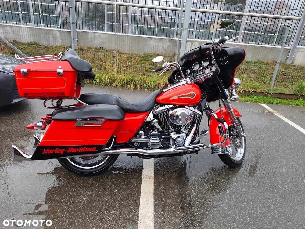 Harley-Davidson FLHTCU Ultra