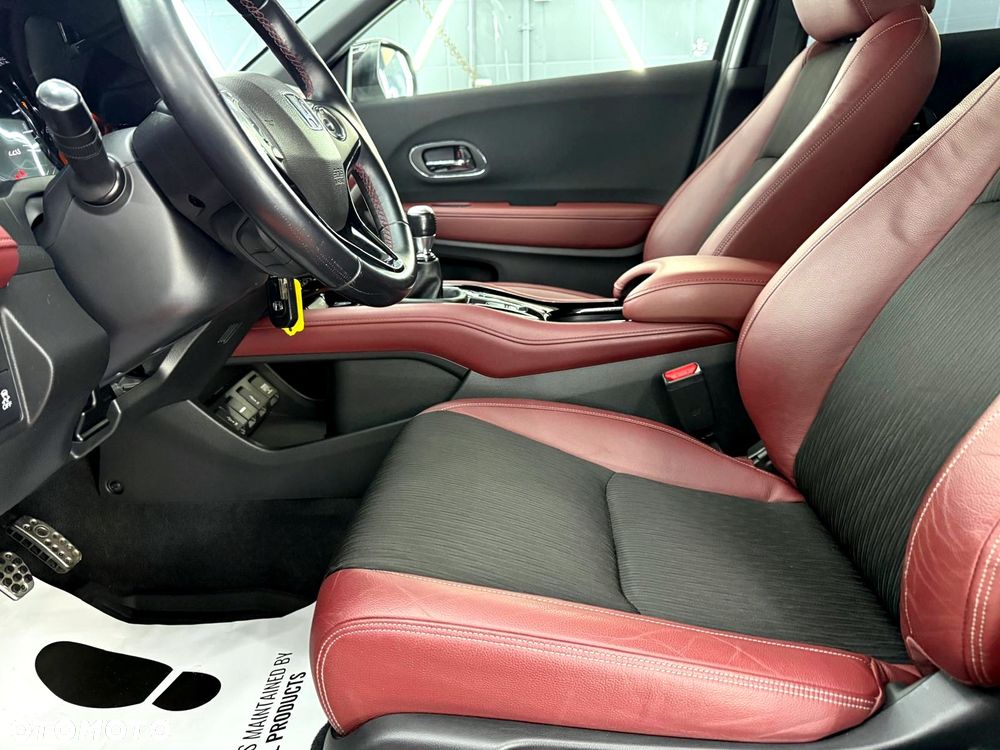 Honda HR-V 1.5 i-VTEC TURBO Sport - 22