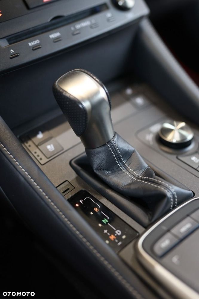 Lexus RC - 26