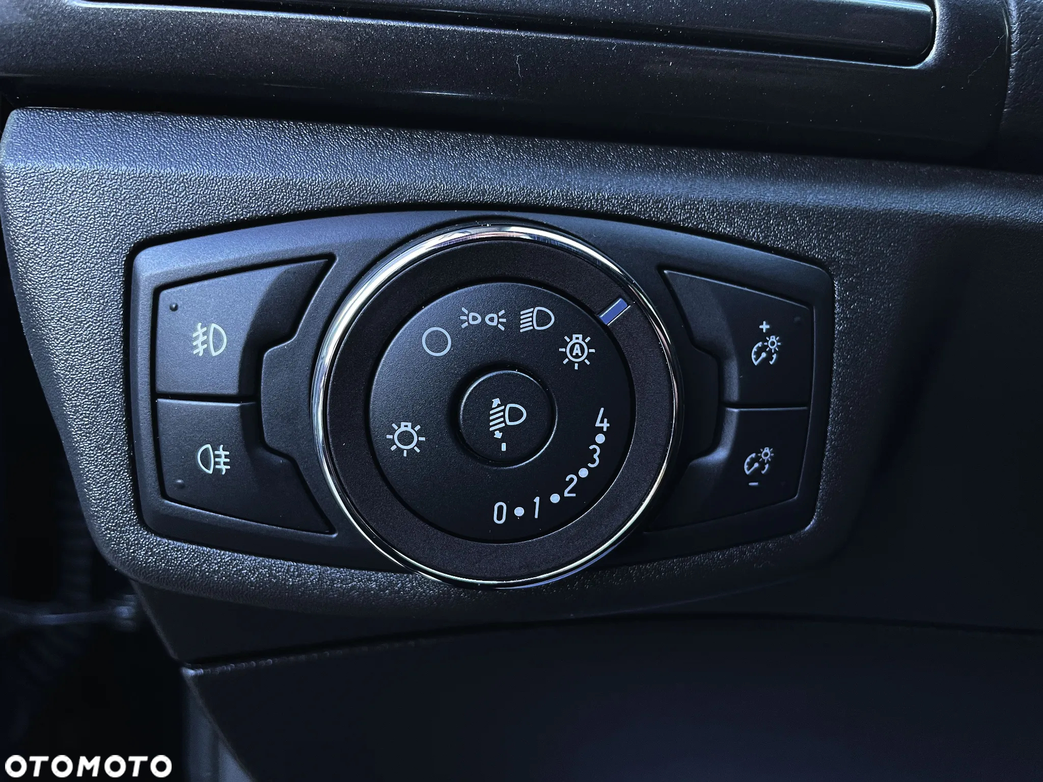 Ford Mondeo - 27