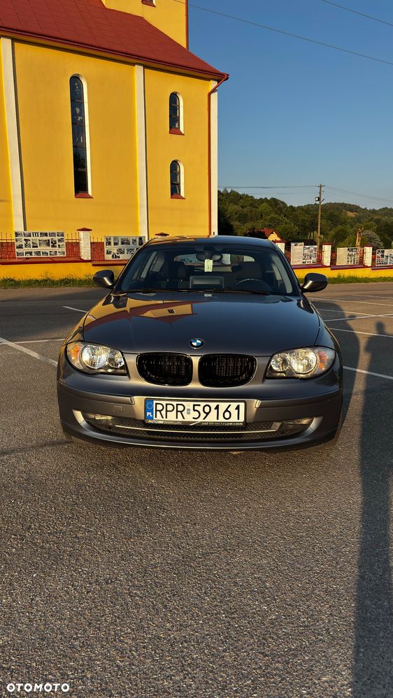 BMW Seria 1 116d - 2