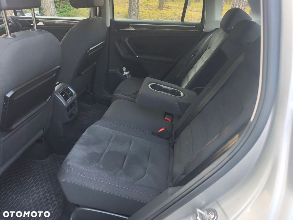 Volkswagen Tiguan - 9