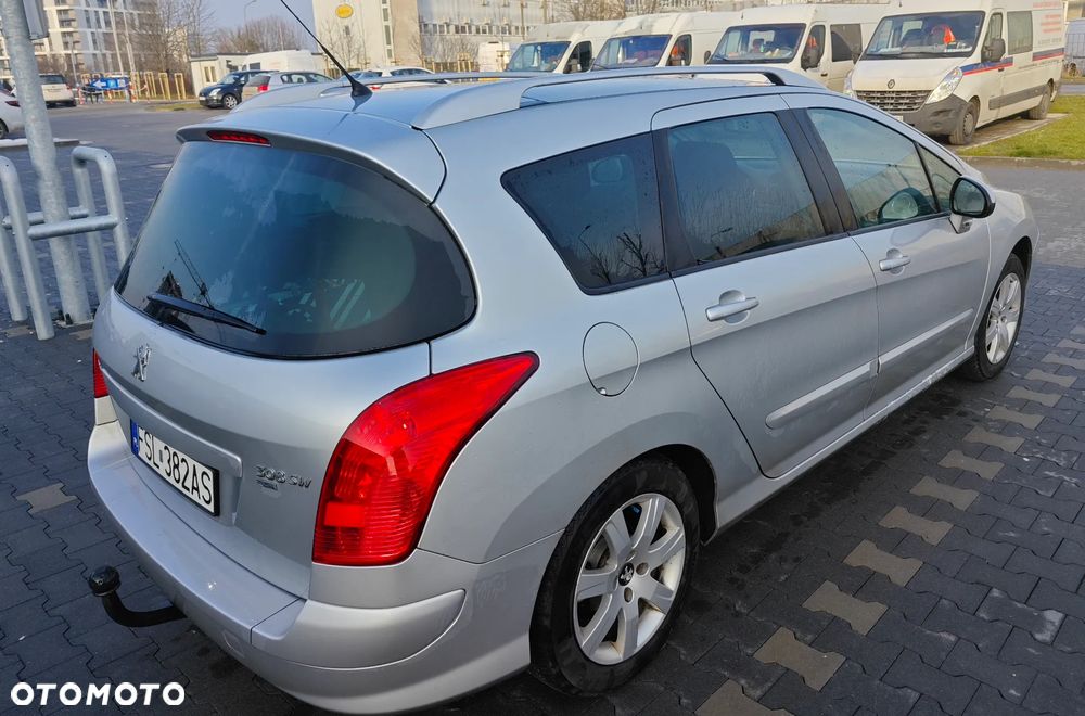 Peugeot 308 1.6 HDi Premium - 6