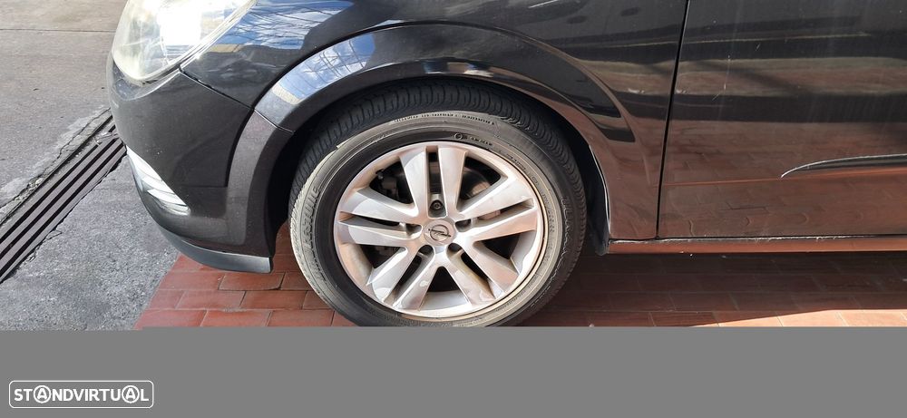 Opel Astra  H Sport Van 1.3 Cdti - 10