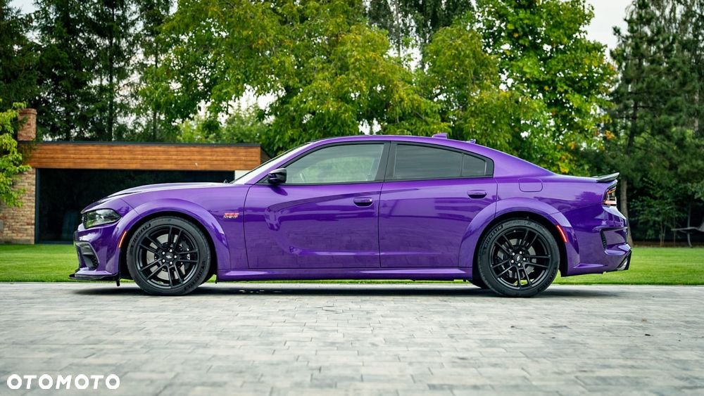 Dodge Charger 6.4 Scat Pack Widebody - 16