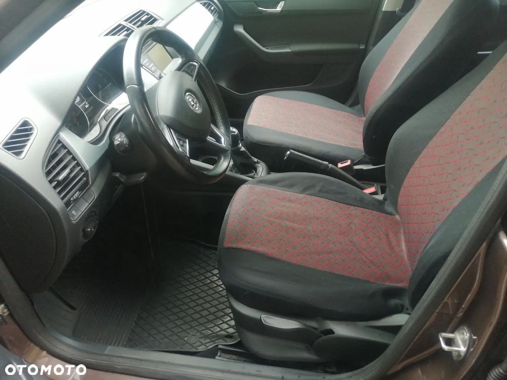 Skoda Fabia 1.2 TSI Ambition - 11