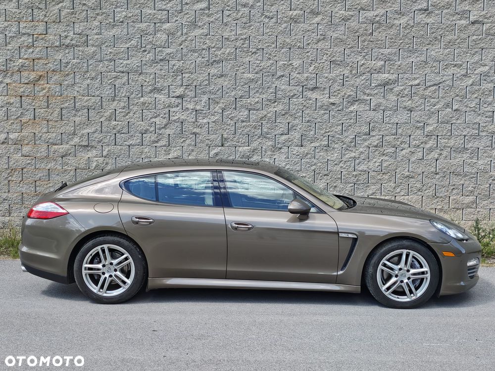 Porsche Panamera Platinum Edition PDK - 7