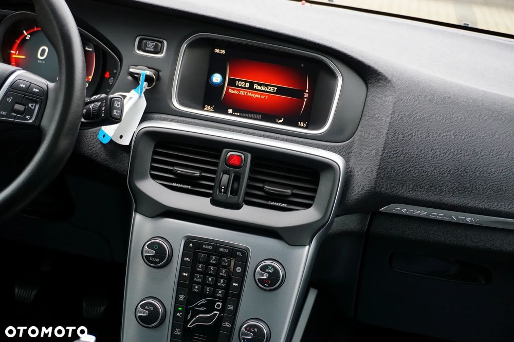 Volvo V40 Cross Country D2 Momentum - 26