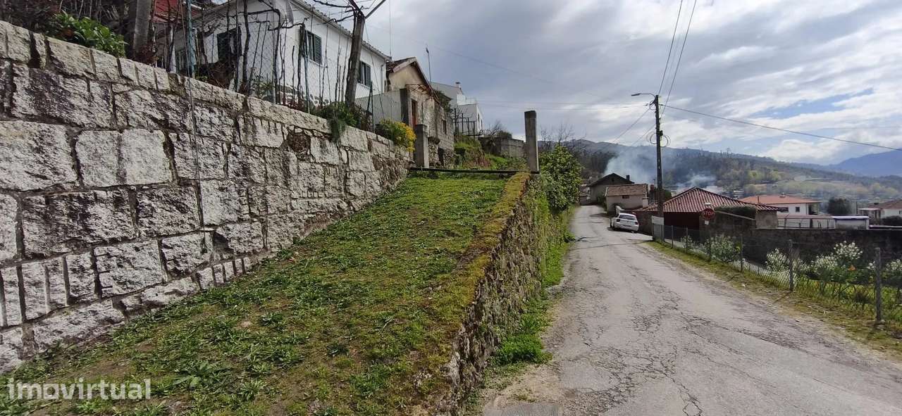 Moradia p/ Restauro em Ponte da Barca - Grande imagem: 4/19