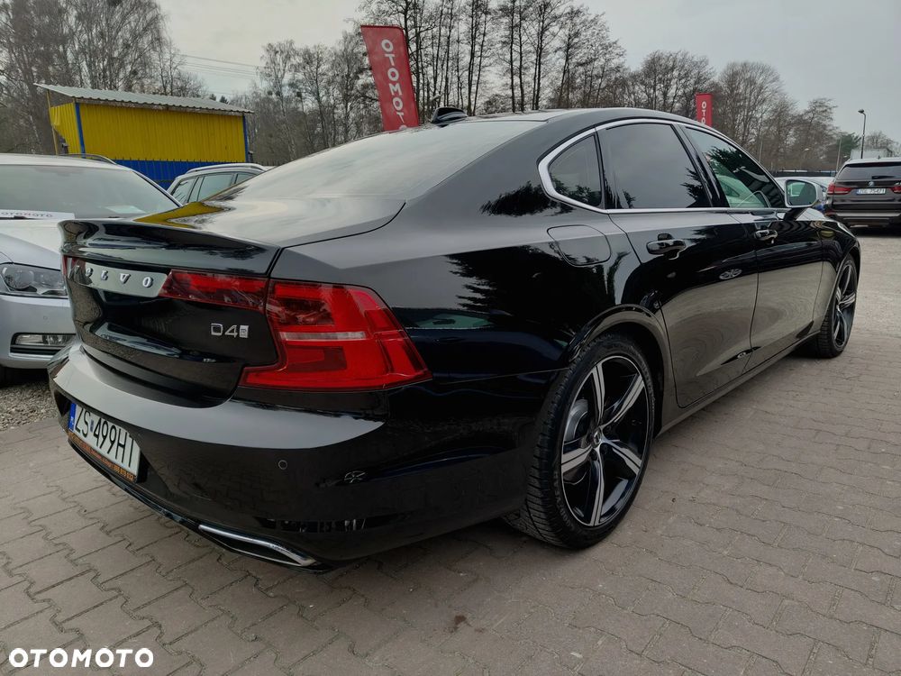 Volvo S90 D4 R-Design - 17