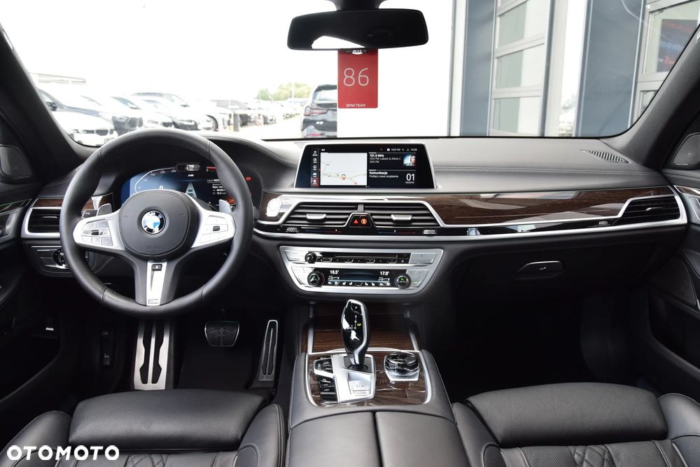 BMW Seria 7 750d xDrive - 10