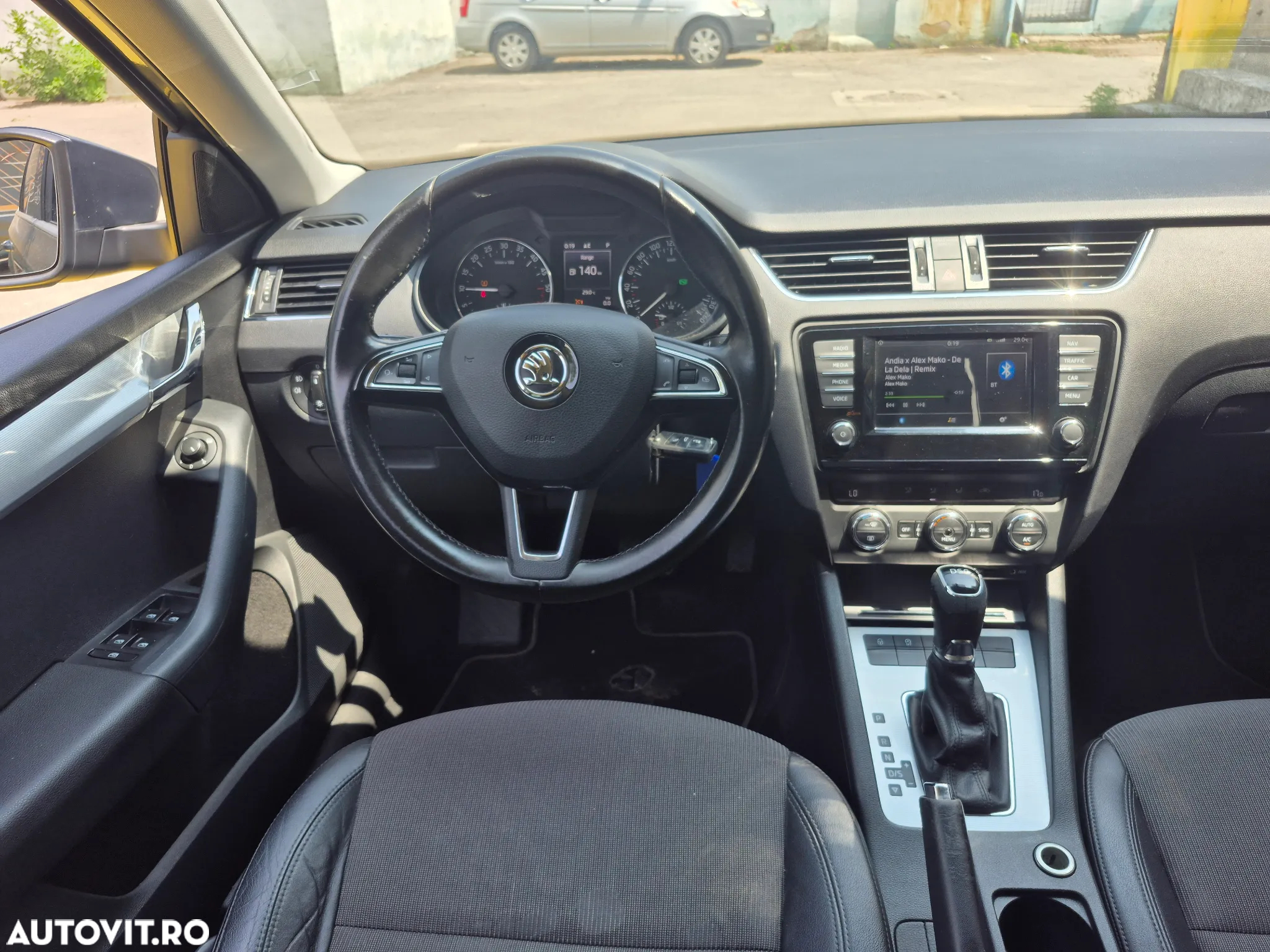 Skoda Octavia 1.6 TDI DSG Style - 15