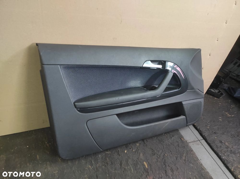 AUDI A3 8P 3 DRZWI BOCZEK LEWY KIEROWCY RĄCZKA PODŁOKIETNIK CZARNY WYSYŁKA !!!!!!! - 2