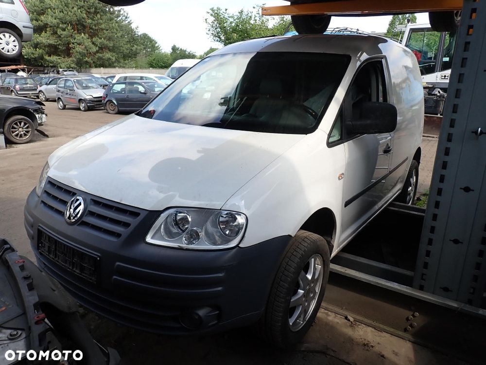 CZĘŚCI - Vw Caddy III 2K 1,9 TDI 105KM BLS MINIVAN 5B JCS lakier LB9A 2009r. INDEX - 10068 - 2