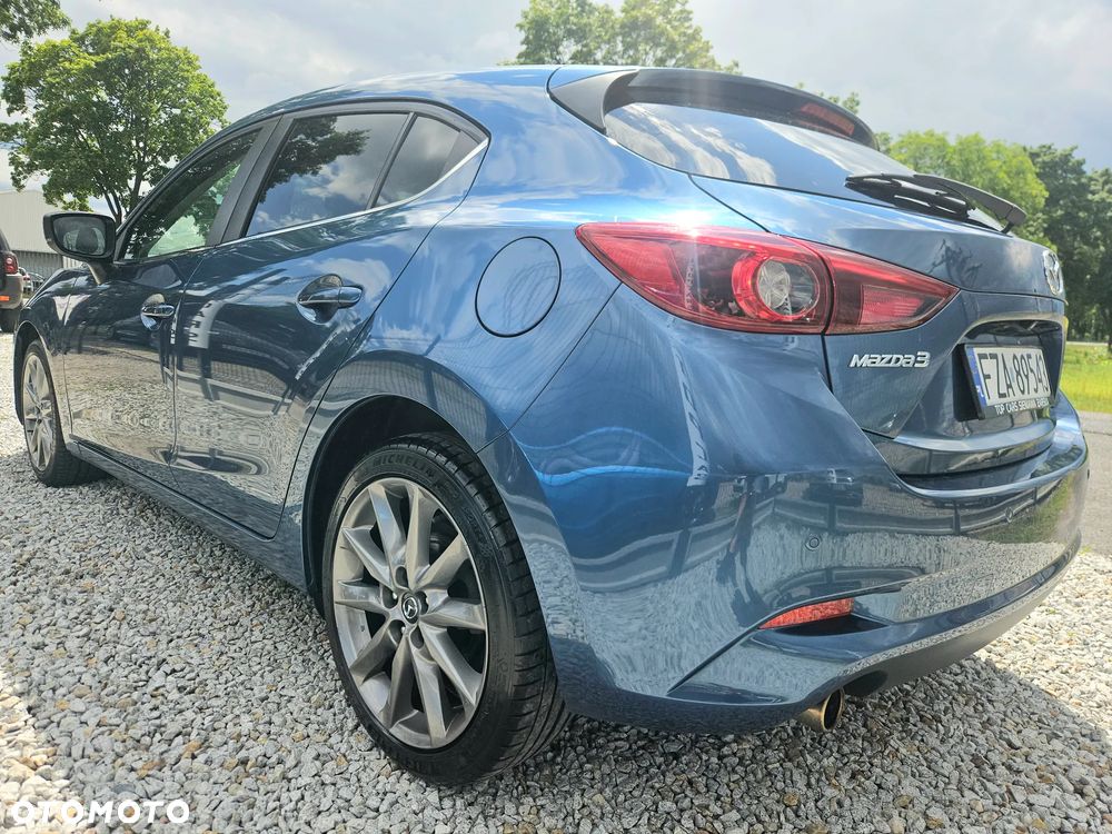 Mazda 3 - 11