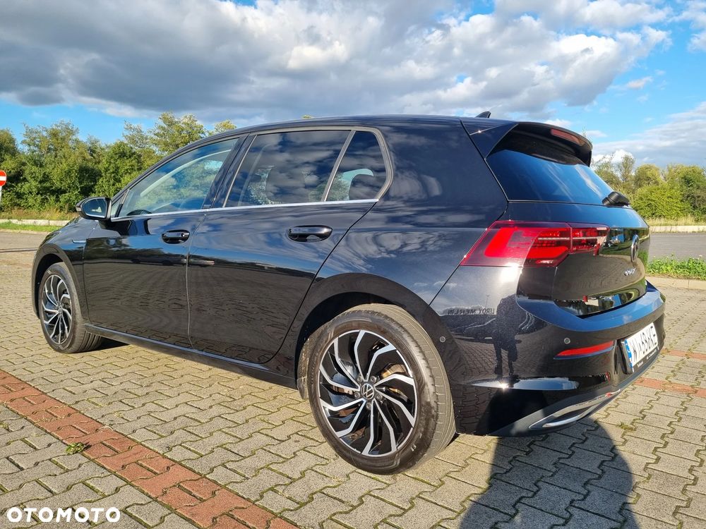Volkswagen Golf VIII 1.5 eTSI EVO Style DSG - 21