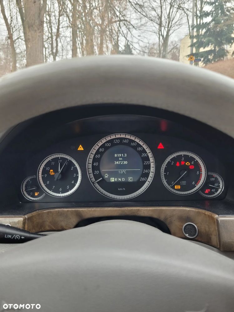 Mercedes-Benz Klasa E 250 CDI DPF BlueEFFICIENCY Automatik Elegance - 17