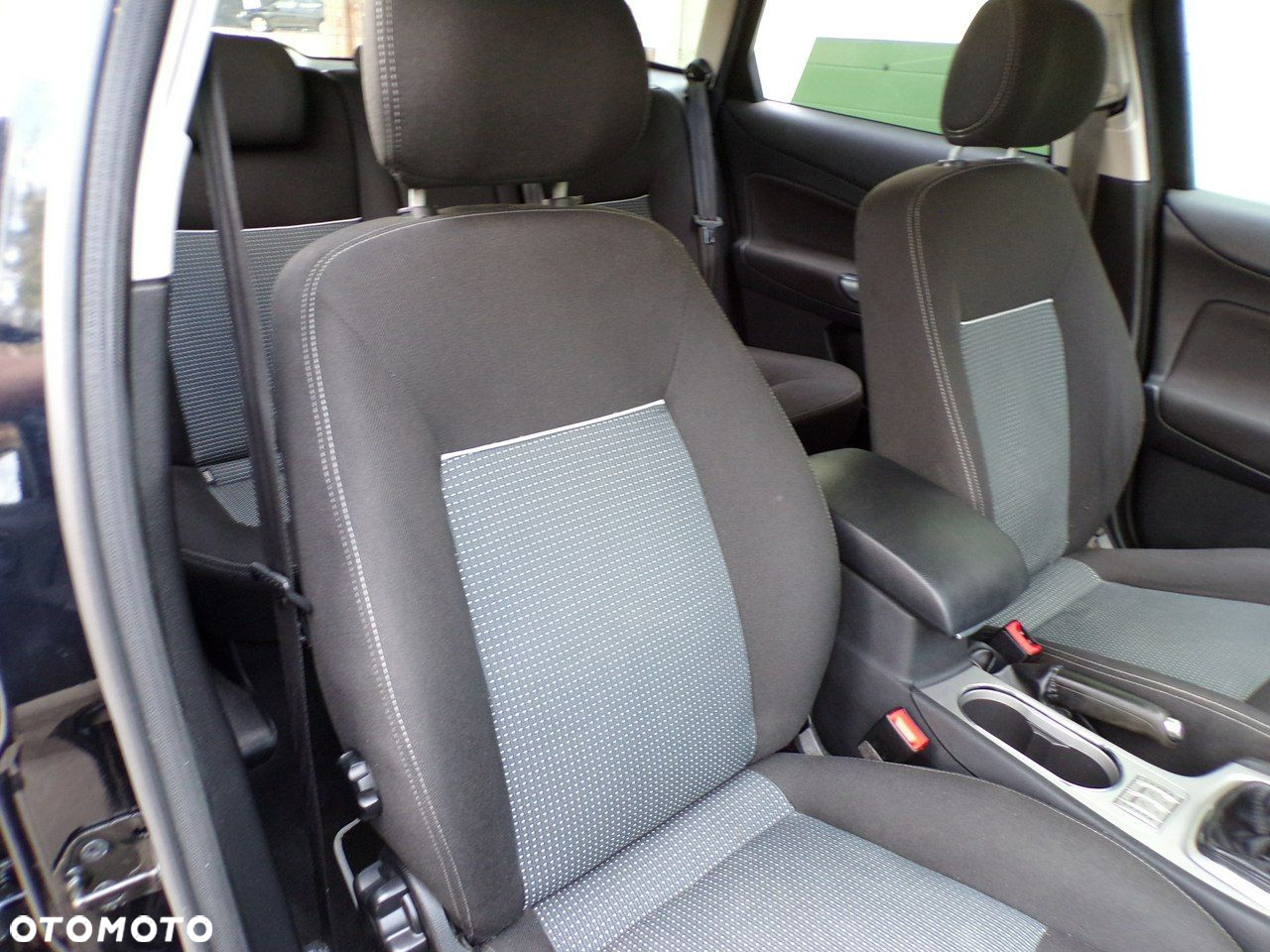 Ford Mondeo - 28