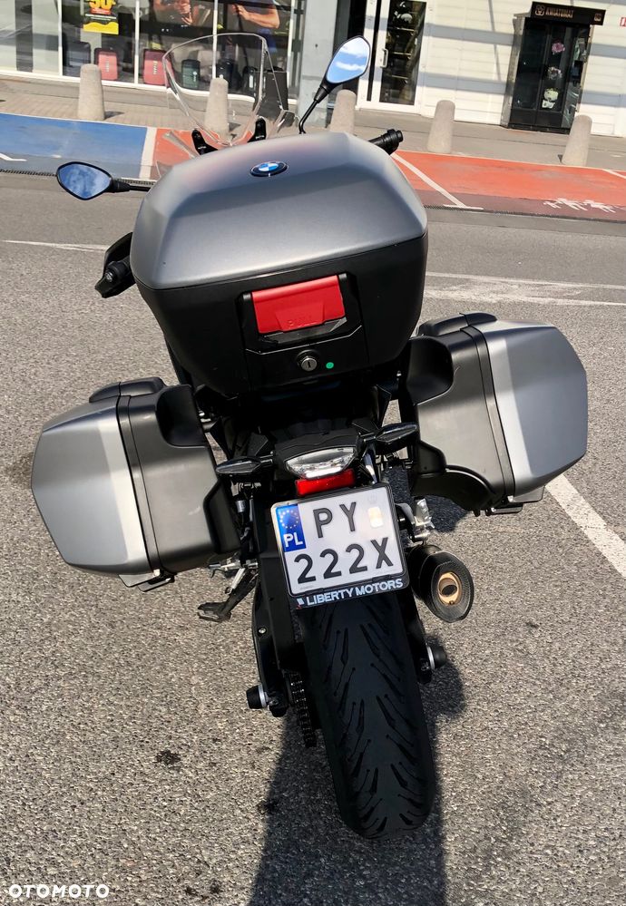 BMW XR - 13