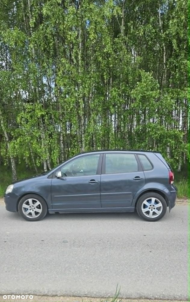 Volkswagen Polo 1.4 TDI Comfortline - 4