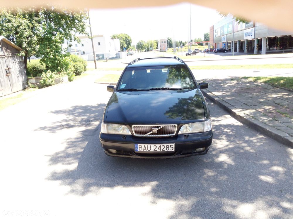 Volvo V70 - 1