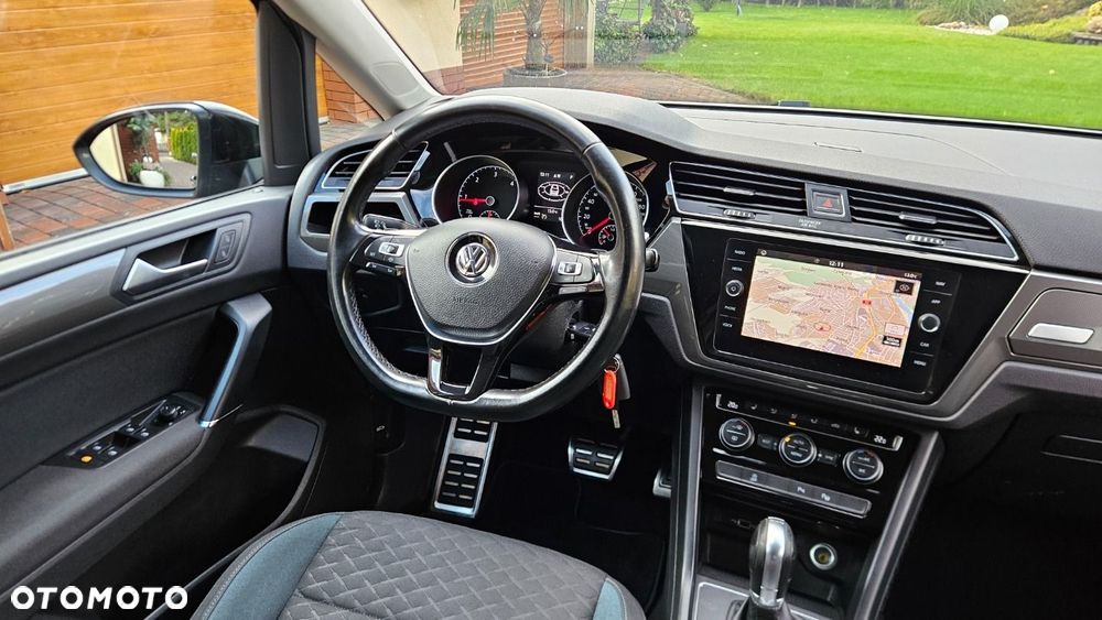 Volkswagen Touran 2.0 TDI SCR DSG IQ.DRIVE - 17