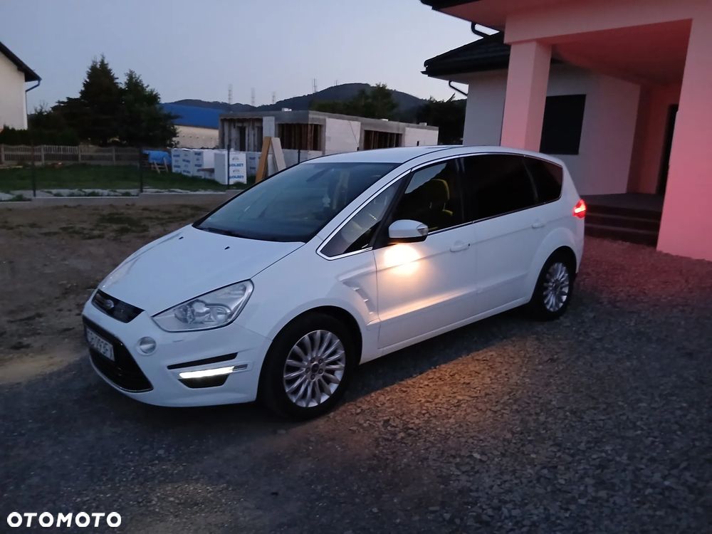 Ford S-Max 2.0 TDCi DPF Titanium - 32