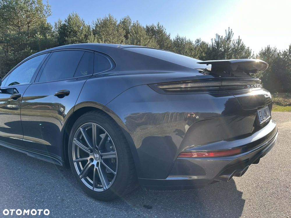 Porsche Panamera - 35