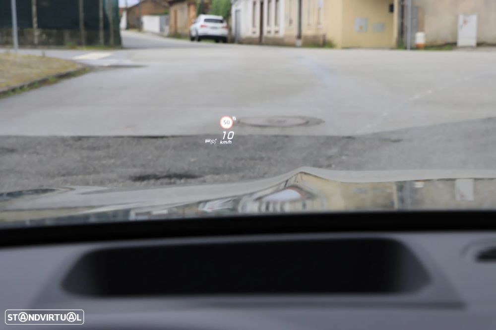 Mercedes-Benz EQB 250+ AMG Line - 28