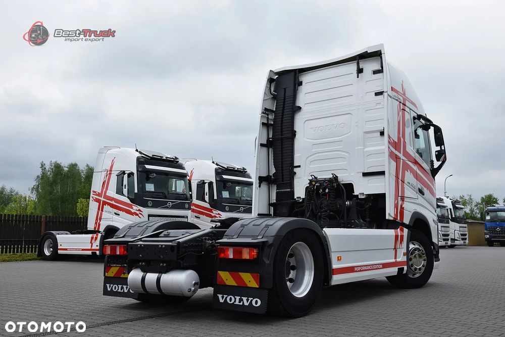 Volvo FH500 || GLOB XXL ||  I-PARK COOL || VIRTUAL COCPIT ||  LEWAREK PRZY SIEDZENIU   || ZBIORNIKI 1175 L || STAN . BDB || - 27